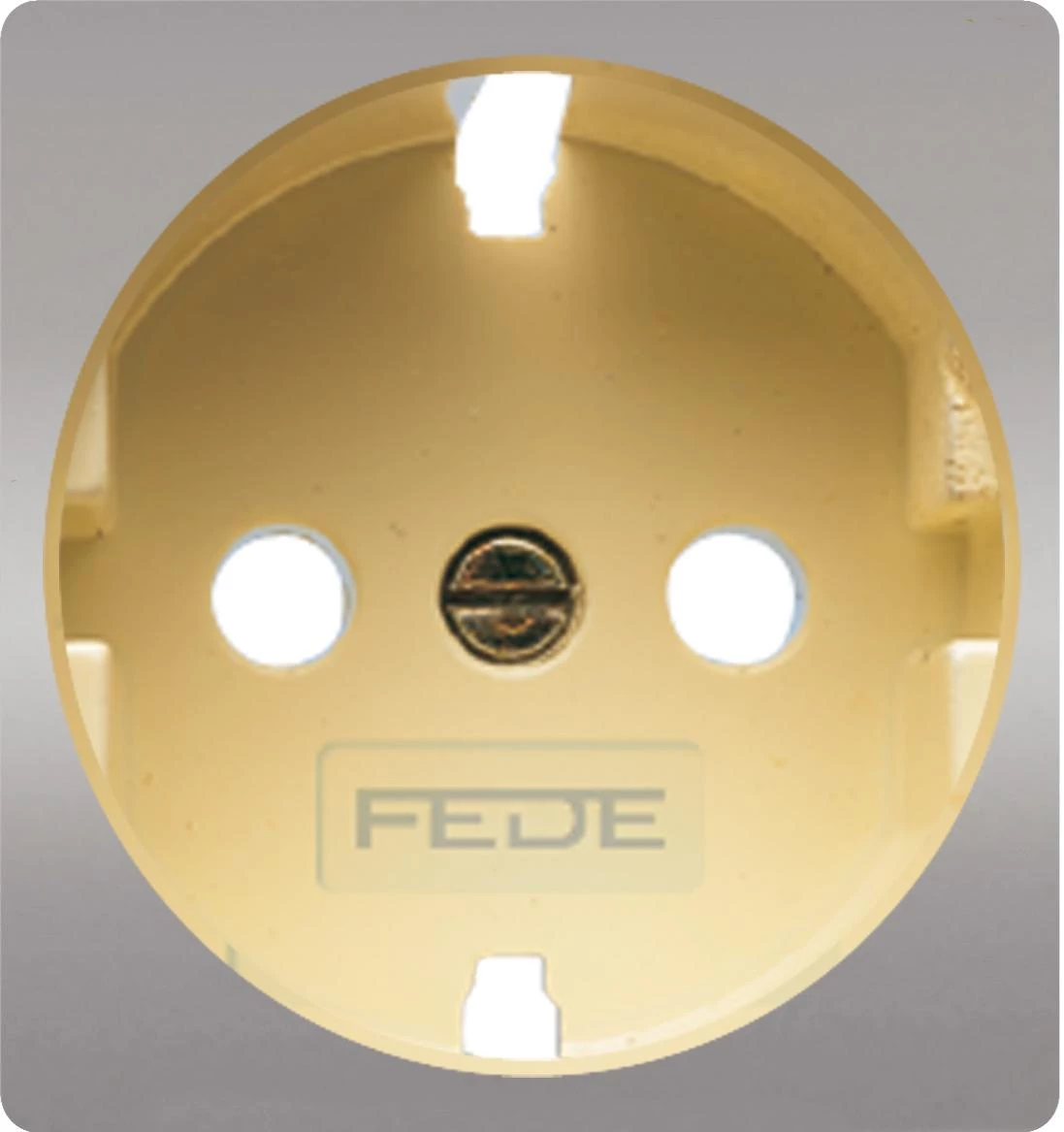  артикул FD04314CB-A название FEDE Светлый хром/ Беж. Обрамление розетки 2к+з Bright Chrome (Cromo Brillo)